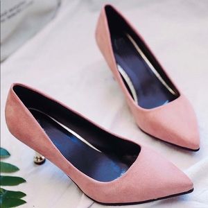 Pink with gold heel pumps